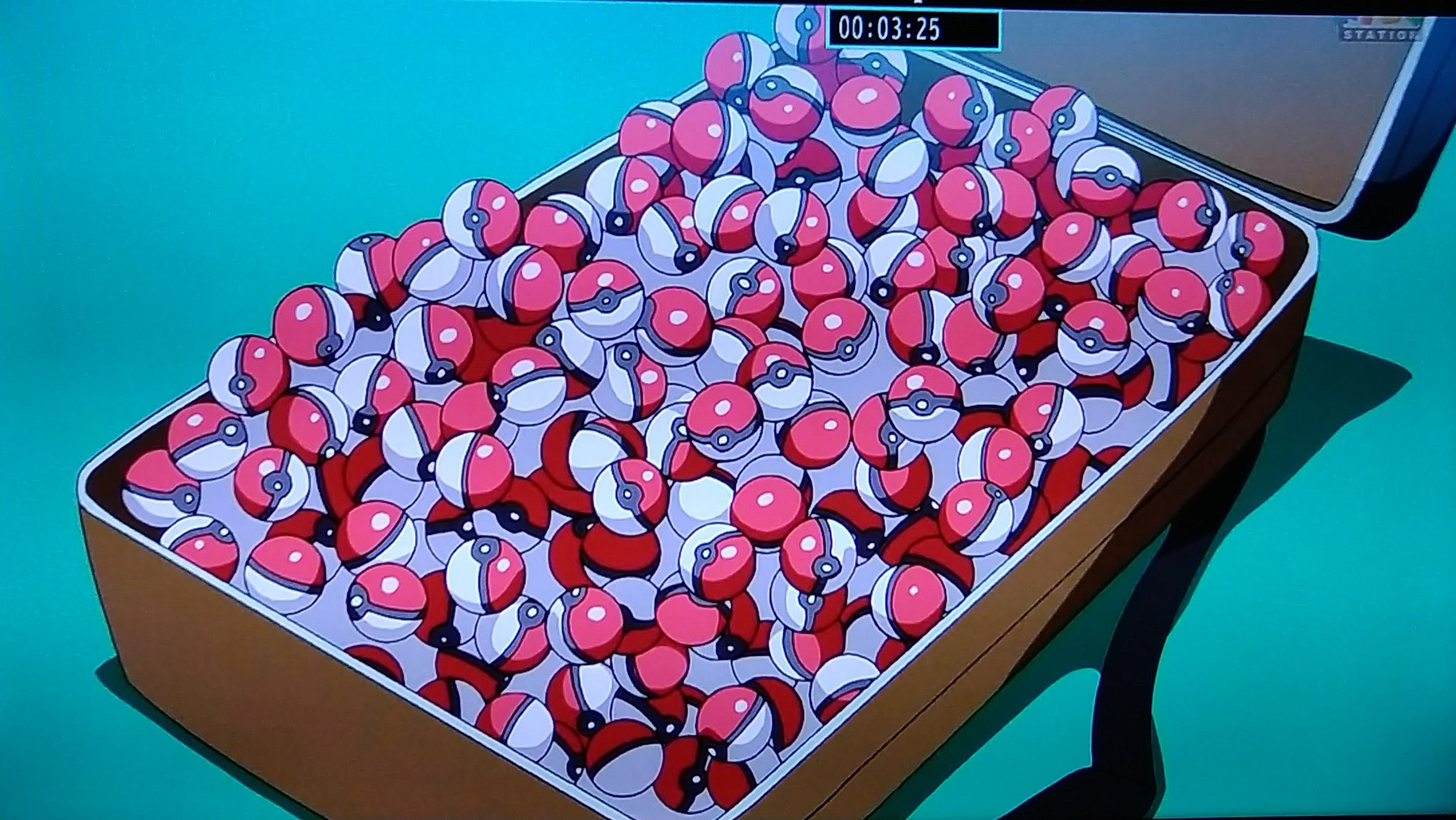 Twitter এ た ワクチン接種3回目4 22 相手がカイリューだけあってモンスターボールいっぱい ちなみに本家では非伝説合計600達は進化前進化系も実は捕まえやすさ変わらなかったりする ミニリュウでもカイリューでもちょいと捕まえにくい ダンバルは伝説と同じで苦行の