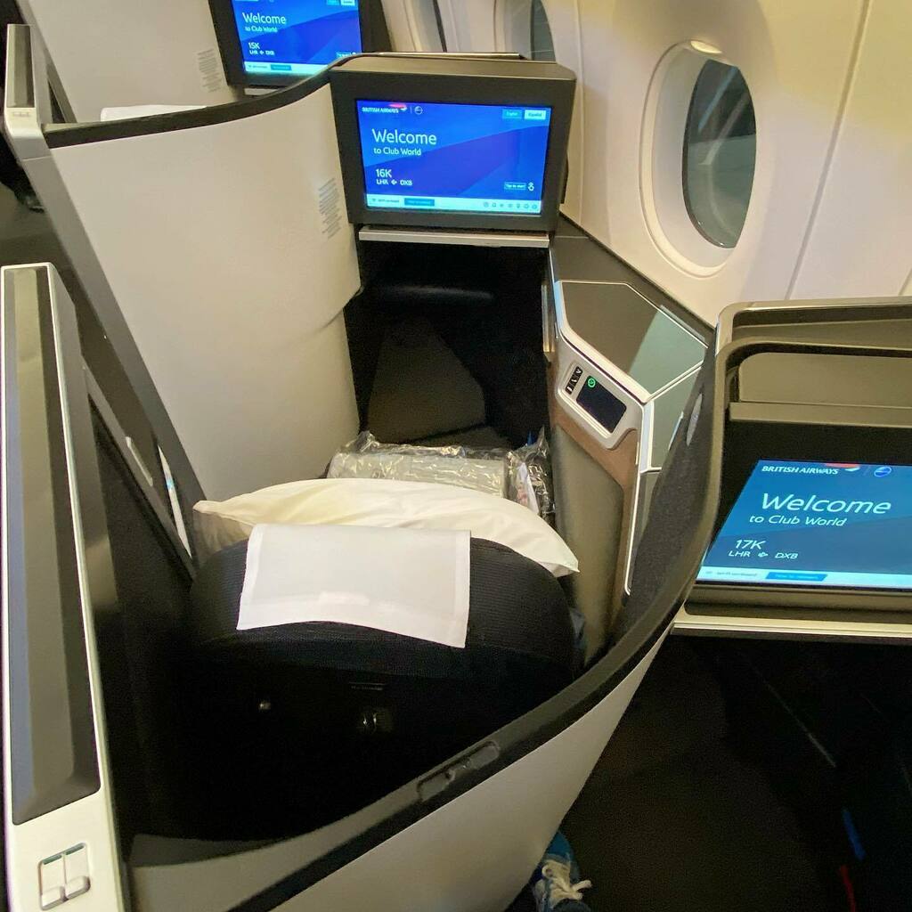 svhennig's tweet photo. back again in the air. 
First flights after six month and back in the @british_airways #A350 #clubSuite on the way to Dubai 
#travel #reise #flying #avgeek #picsfromaplane #UAE #covidtravel #airbus #business https://t.co/LUf5PnMTif https://t.co/YBdHFz5Fk5