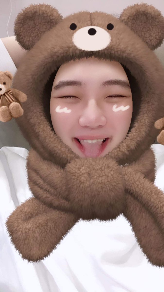 BaeconsOfc's tweet photo. Cute ka? OO SUPER CUTE MO!!!

@_jinhobae
#JinHoBaeOnShowtime 
#ShowtimeMasTrending https://t.co/kyrlQgKB0P