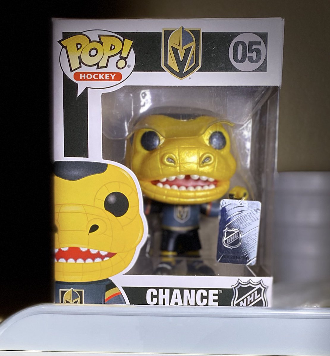 UndisputedCust1's tweet photo. @GoldenKnights #GoKnightsGo @funko #custom https://t.co/CRZr2Mg8qn