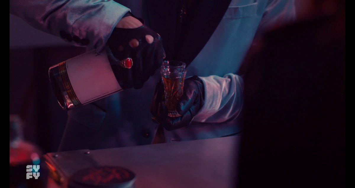 viking_elf's tweet photo. @envirochic04 1/3
I think there have been some Sherlock Holmes references in #WynonnaEarp s4 
The whiskey in Glory Hole seems suspicious to me cuz @ first Amon doesn't show the label. This is normal if they don't want to pay. But then the label is shown later - EMSWORTH 12
more below https://t.co/8Fn2ZOYzNJ