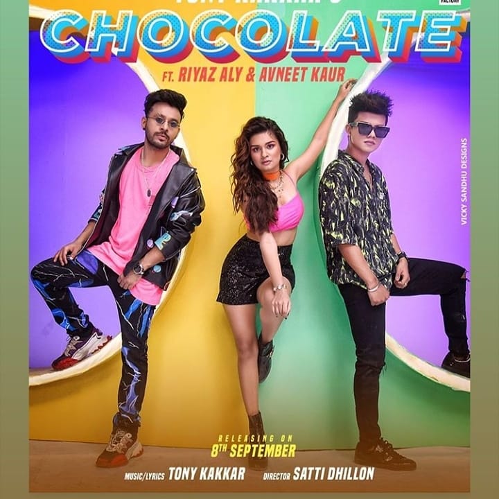 fanclub_riri's tweet photo. Watch latest album by avneetkaur_13 and riyaz.14 on 8 September 🎵🎶😍😘
#riyaz #RiRi #rizafam #fanclub #riza #crush #love #fav #riyazians #rizaans @_riyaz_aly @AfreenRiza17 #fanclub_riri #brosis https://t.co/btyXQyLUM6
