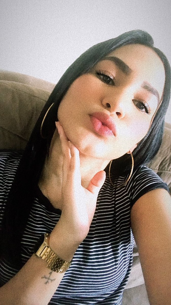joelysmlj's tweet photo. Si no sumas, no restes y no jodas. 😘🖕🏼 https://t.co/fxRGVxORgP