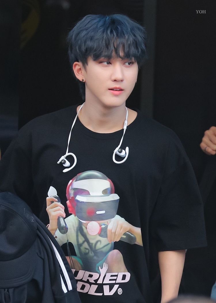 — changbin part of the big tittie committee; a needed thread  #StrayKids  #skz