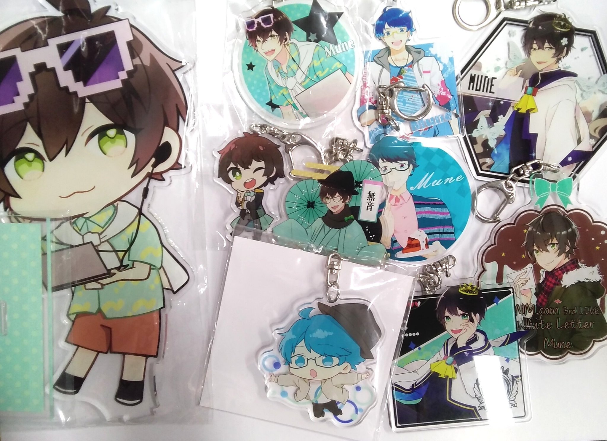 UMM.com/リトマス6 缶バッジ アクキー