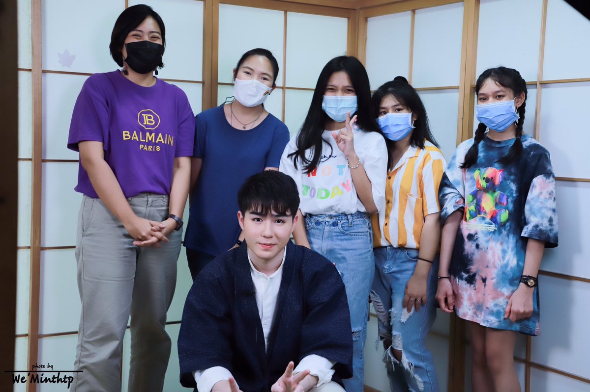 we_minthtp's tweet photo. โมเม้นวันนี้กับแฟนคลับ 😊🌷

#Minthitipat
#MinxNIPPONHAKU2020 https://t.co/WWOLWfTrvj