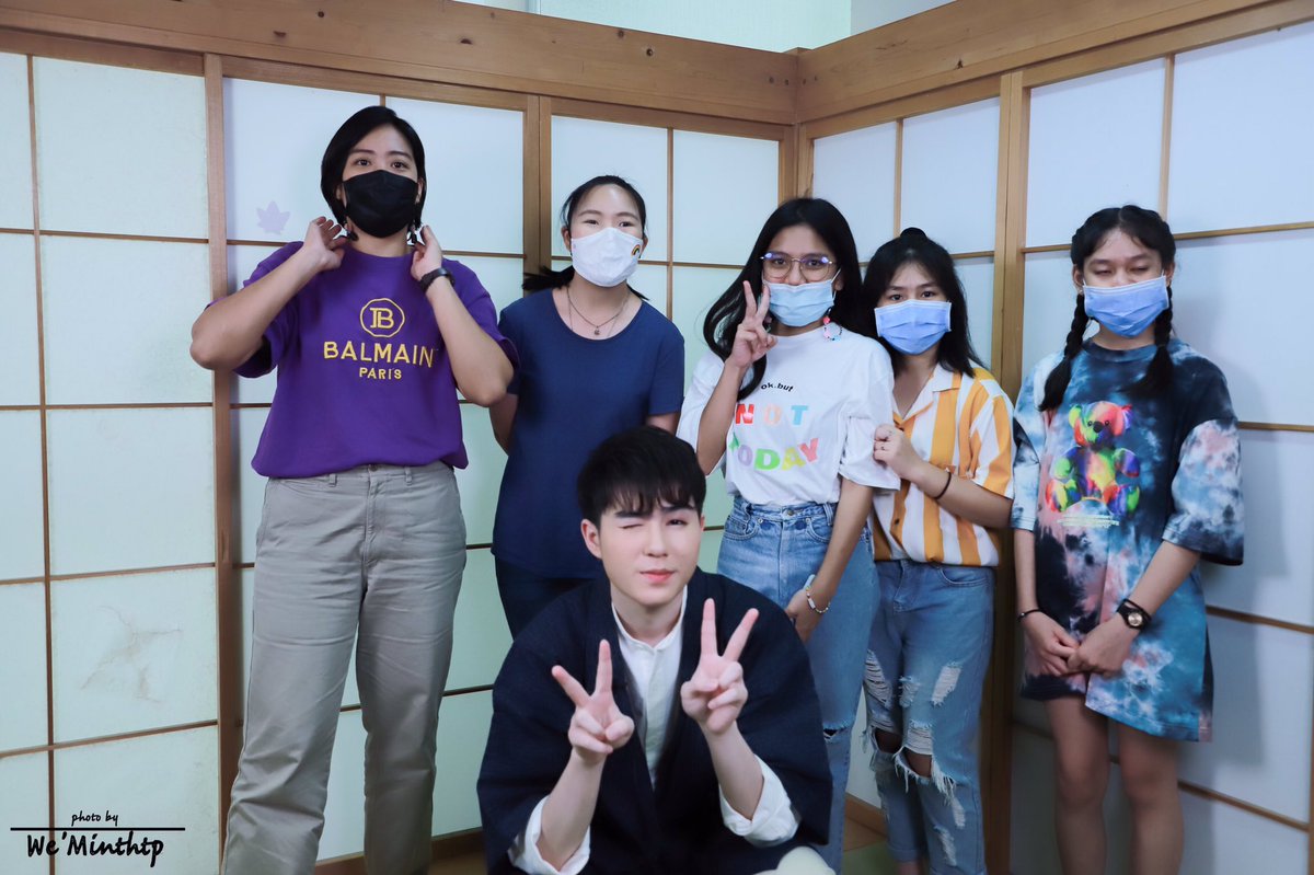 we_minthtp's tweet photo. โมเม้นวันนี้กับแฟนคลับ 😊🌷

#Minthitipat
#MinxNIPPONHAKU2020 https://t.co/WWOLWfTrvj