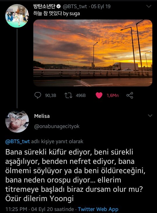 felixxcty_'s tweet photo. Burada bir genç kızın hayatı söz konusuyken sizin tek takıldığınız konu dinlediği müzikler mi...? Bir insanın bunları okuduktan sonra "kötü" ailesi yüzünden sevdiği idollere içini döktüğünü, onlara sığındığını, onlarla mutlu olmaya çalıştığını anlayabilir. #Melisa https://t.co/bWxnxg27U7