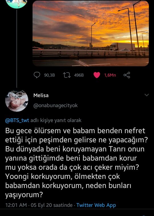 felixxcty_'s tweet photo. Burada bir genç kızın hayatı söz konusuyken sizin tek takıldığınız konu dinlediği müzikler mi...? Bir insanın bunları okuduktan sonra "kötü" ailesi yüzünden sevdiği idollere içini döktüğünü, onlara sığındığını, onlarla mutlu olmaya çalıştığını anlayabilir. #Melisa https://t.co/bWxnxg27U7