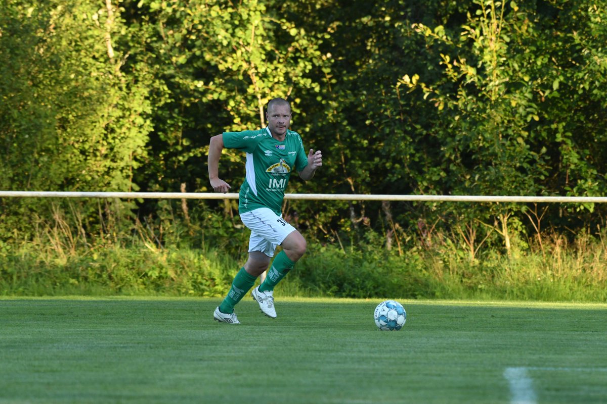 AIFP35's tweet photo. Snabb som en raket! 🚀 
Andreas gjorde P35-debut i måndags på Björkåsen. 
Foto @Barablank 

Fler bilder https://t.co/JtYPK9kOvw https://t.co/0D7a6q4MEf