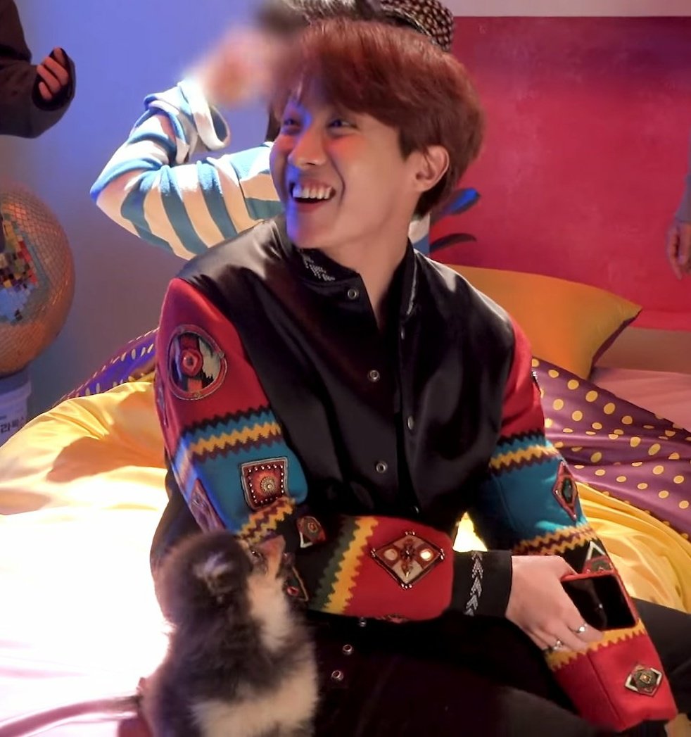 Bonus:Bangtan with Tannie Look at him with Joonie 