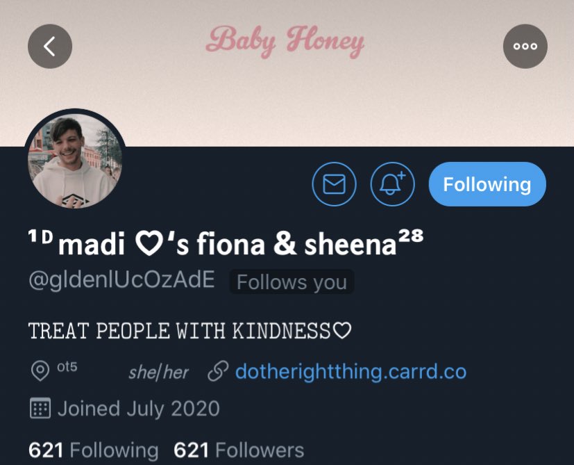  @gldenlUcOzAdE - you should follow her because she’s in my dn also her layout is perfect and her acc is overall aesthetic.