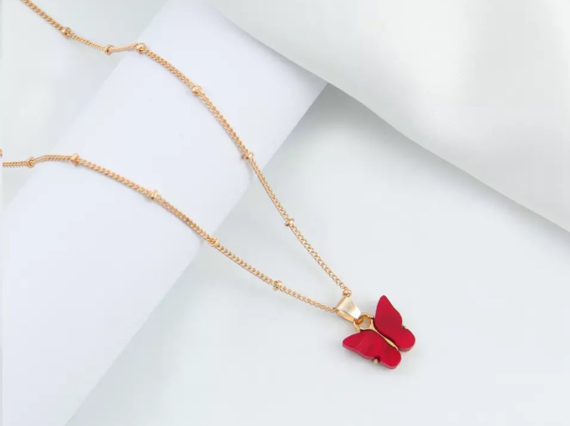 Butterflystore0 tweet picture