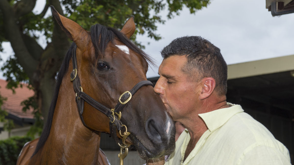 ArrowfieldStud's tweet photo. John Messara: "All at Arrowfield are deeply saddened by the death of Rick Worthington, a brilliant horseman who educated horses for us over 30 years, and a man of principle &amp; courage who made every moment count. Our heartfelt sympathy goes to Rick's partner Rachel &amp; his family." https://t.co/kjYBYf4VR5