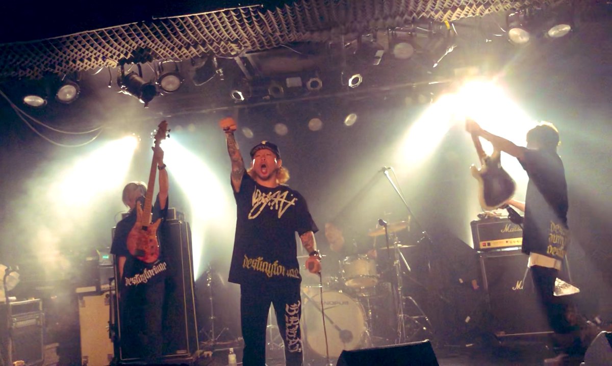NYF_official's tweet photo. 【ThreeBack x OET pre."LOUD TRIBE"】
NYF初の北海道2DAYS無事に終了致しました!
関係者各位、対バンの皆様や足を運んで下さった皆様ありがとうございました!!
またライヴハウスでお会いしましょう🔥
#ThreeBack #札幌SPiCE #OET #ANGRYFROGREBIRTH #NYF https://t.co/7x3h5yLxJa