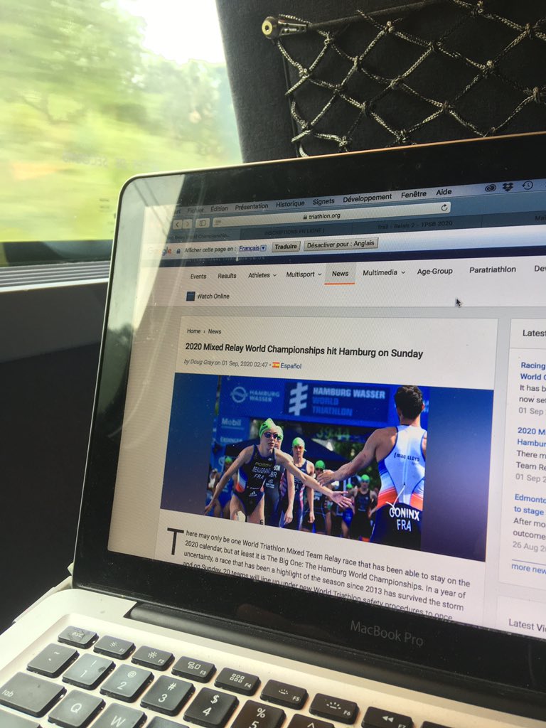 En route pour Paris à <a href="/lachainelequipe/">la chaine L'Équipe</a> pour commenter les championnats du monde de TRI avec mon Léon Zitrone à moi  @GuillaumClaret ! 
Prise d’antenne à 15h45 auj pour la course masculine. Allez les bleus!