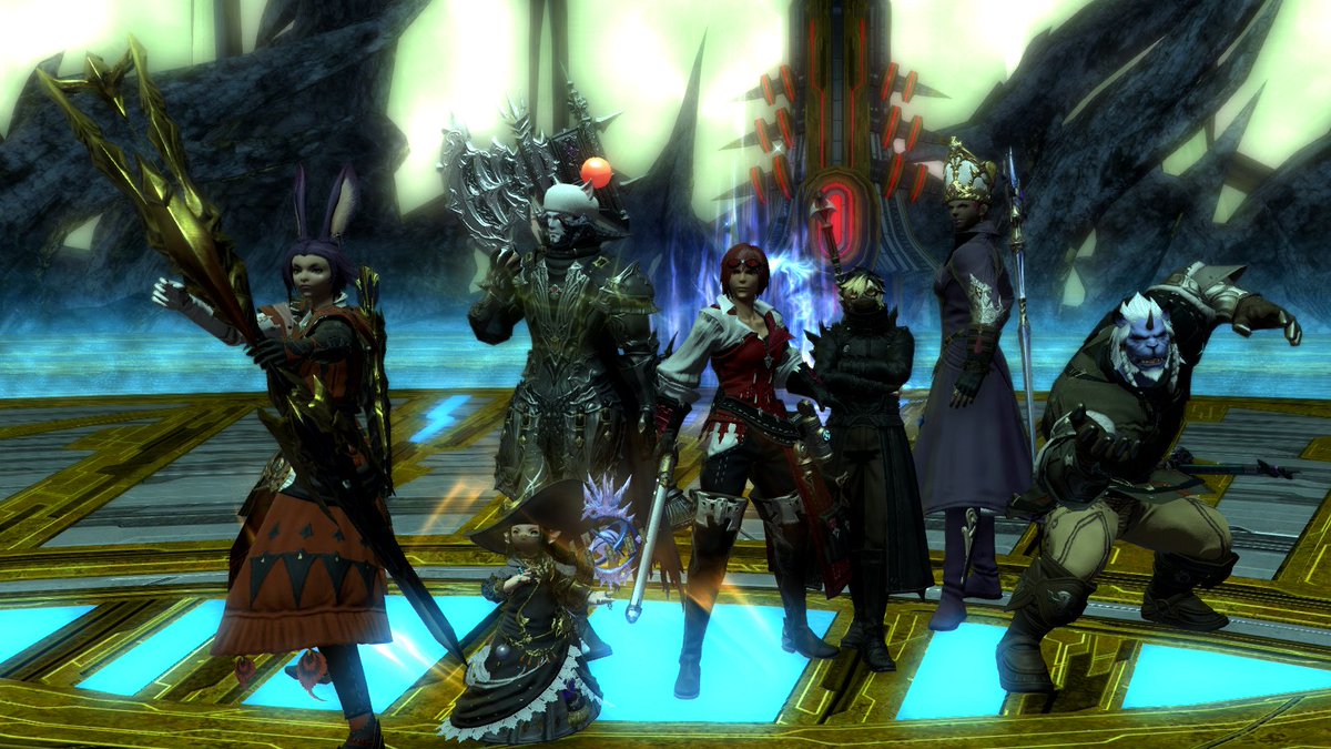 ChorbySP's tweet image. it's my first post-content group picture!!! I've never gotten to do this in an MMO and this is perfect.

I think you can tell which one I am in the picture #eatBread