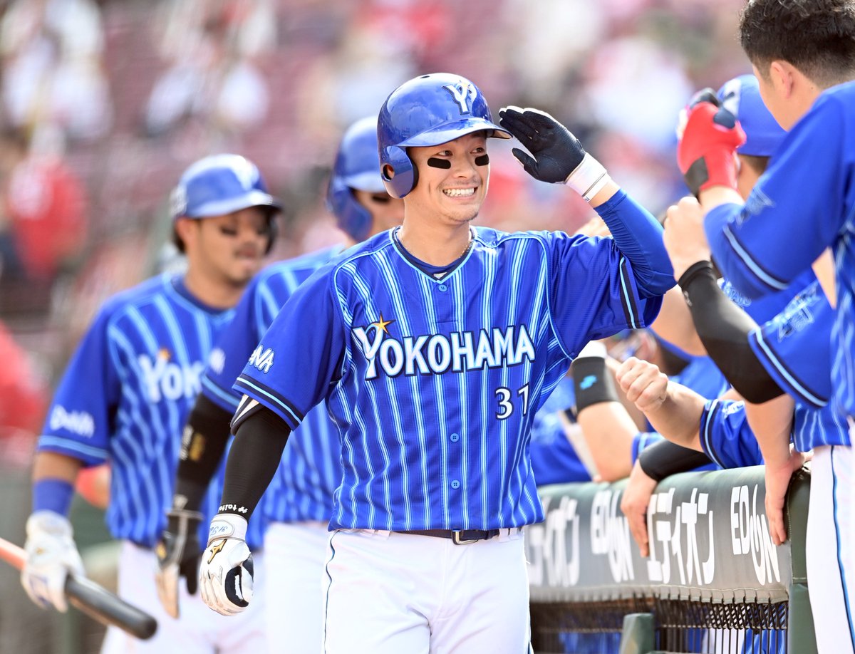 sanspo_baystars's tweet photo. 昨年９月10日以来、約１年ぶりの一発！
#柴田竜拓 １号３ラン

「すごくうれしいです！最低でも三塁ランナーをかえす打撃を心掛け打席に向かいました。打席に入りやすい状況をつくってくれた前の打者の方々に感謝です」
 
#baystars #サンスポ（撮影・水島啓輔） https://t.co/wy1hNxpusQ