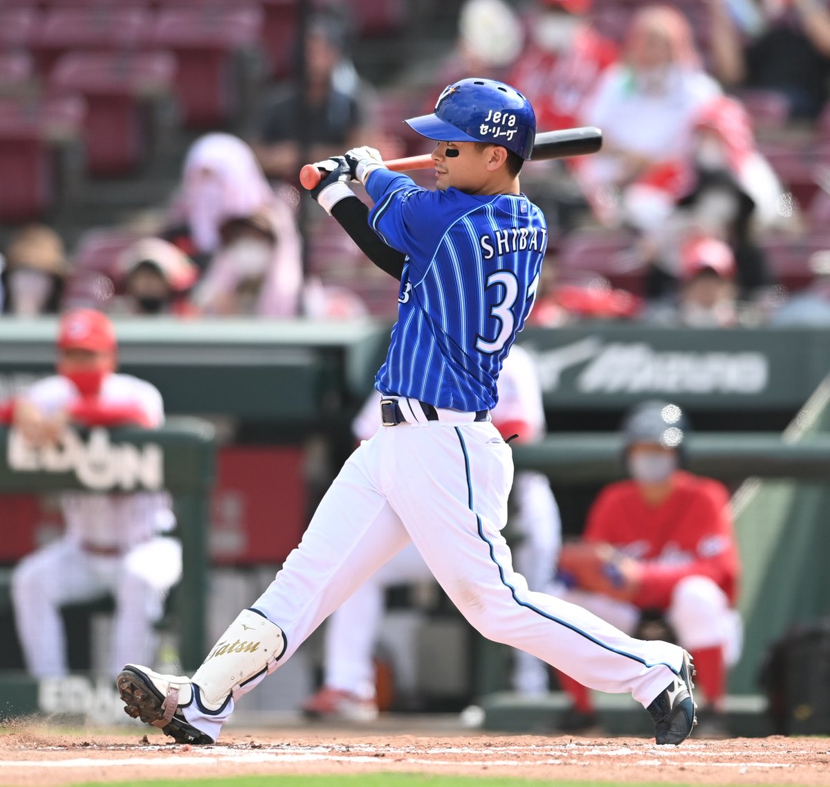 sanspo_baystars's tweet photo. 昨年９月10日以来、約１年ぶりの一発！
#柴田竜拓 １号３ラン

「すごくうれしいです！最低でも三塁ランナーをかえす打撃を心掛け打席に向かいました。打席に入りやすい状況をつくってくれた前の打者の方々に感謝です」
 
#baystars #サンスポ（撮影・水島啓輔） https://t.co/wy1hNxpusQ
