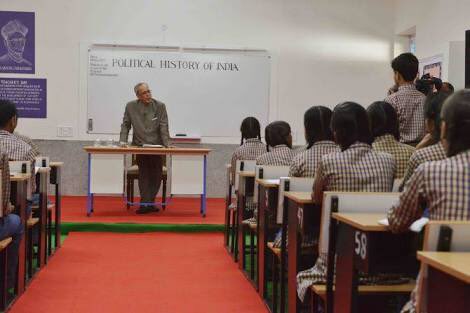 PMF_India's tweet photo. Missing our favourite teacher at ‘Pranab Sir ki Paathshala’ and ‘PMF Paathshaala’.
His teachings serve as our path towards service throughout of programs and projects under #SmarTgram and #Research.
Our mentor and guiding light, Shri Pranab Mukherjee.
#HappyTeachersDay https://t.co/HAHangEUkw