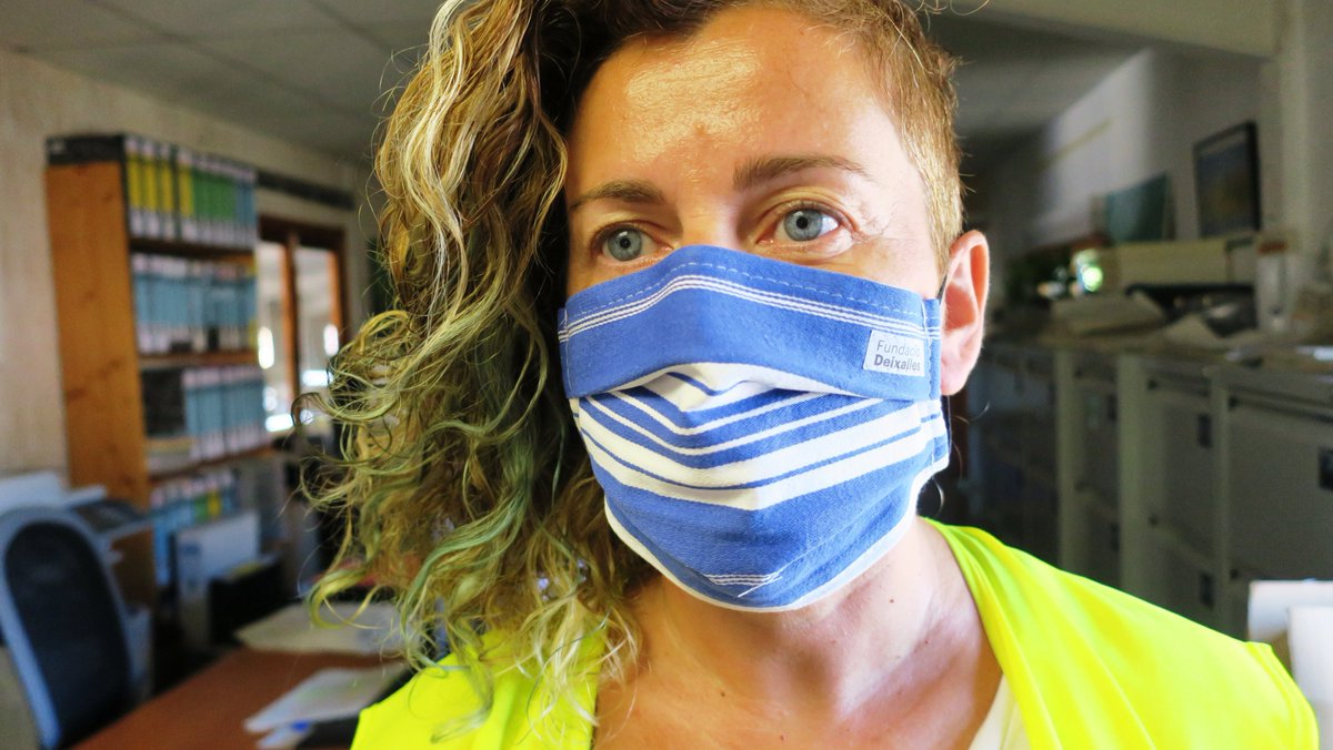 Deixalles's tweet image. Mascareta reutilitzable d&apos;ús personal amb certificació UE-11895 creades al Taller de Costura @Deixalles amb contractes d&apos;inserció
A la teva disposició: botigues Blanquerna i Pl. Madrid de Palma
#ImpactesCovid19 #SenseResidus #Reutilitza