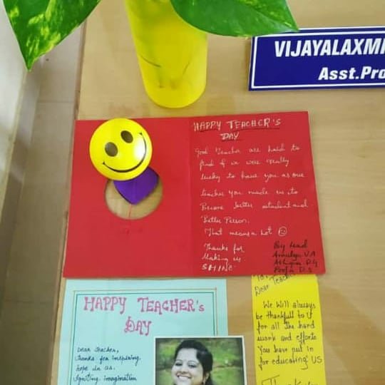 dcseLEAD's tweet photo. Teacher's are said to play a very precious role in one's life. 

On the occasion of #TeachersDay2020, LEADers, Pooja D.S, Abhignya, and Amulya from SJMIT, #Chitradurga visited their college and celebrated by giving greeting cards to their #Teachers.

#lead #HappyTeachersDay https://t.co/CilDdCv1sg