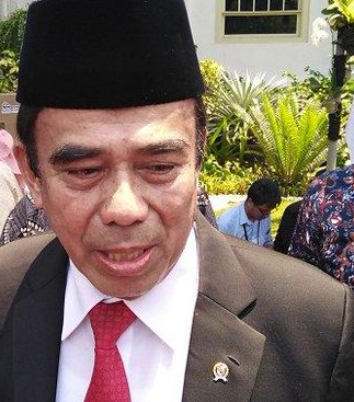 NenkMonica's tweet photo. POLLING AKHIR PEKAN
Menyikapi sepak terjangnya sbg Menag yg kerap menyinggung "perasaan" Umat Islam. Apakah Bro and Sis setuju jika Jendral Fahrur Rodji Mundur saja dari Menag ? Jika setuju silahkan LIKE or RETWEET ! https://t.co/VU8Fx6V7ez