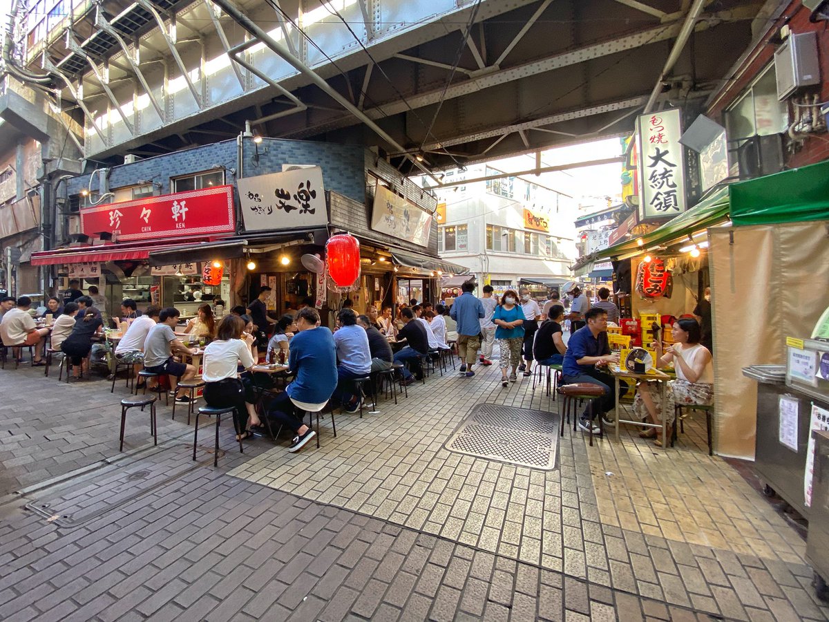 Kota Amano 上野 どの店もテラス 席が大人気 昼飲み 外飲み 結果的にコロナ需要にあってるな 大繁盛