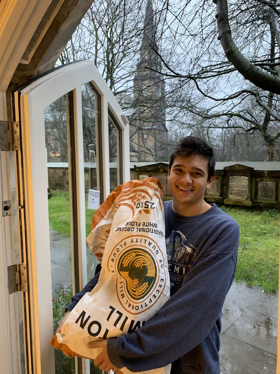 Huge thanks to <a href="/breadshare/">Breadshare</a> for providing the weekly sackful of loaves to support our Sunday meal for the #homeless with the amazing #volunteers from <a href="/STEPSTOHOPEsc/">Steps to Hope</a> Food served at 5pm in the Kirkyard at the foot of <a href="/edinburghcastle/">Edinburgh Castle</a> Rock. #community #TogetherStronger  #Edinburgh