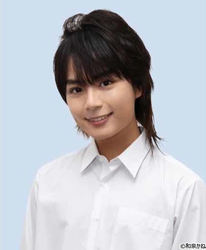 Onishi Ryusei as Momoi Takashi(?) / Hiro(?)ㅡ his character's pretty vague since he didnt appear in the manga but apparently he's a shut-in(?)ㅡ was bombarded with love letters because the freshmen thought he was the snow white (it was a girl)ㅡ will prob be based off sakurai
