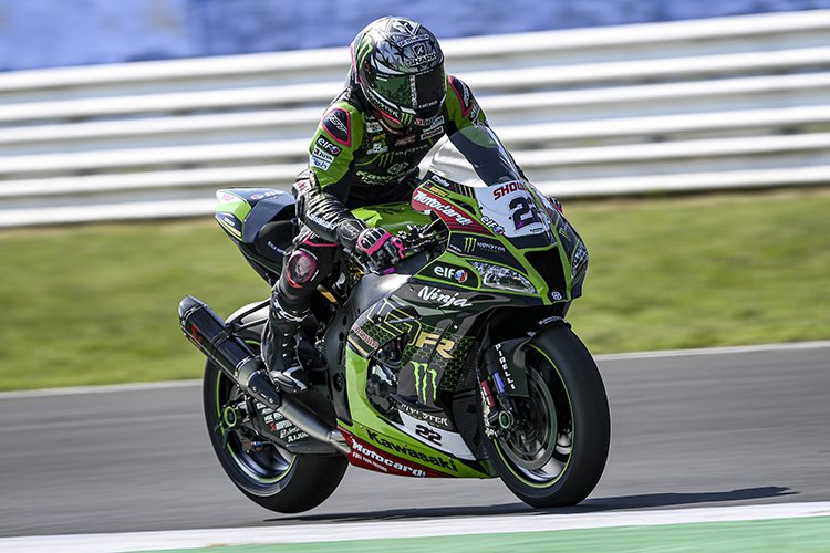 DeLasRuedas's tweet photo. El pobre @alexlowes22 no sale al FP3 por gastroenteritis. Le harán un chequeo antes de la Superpole. #TeruelWorldSBK #ByFonso https://t.co/KJvDdKUm9j