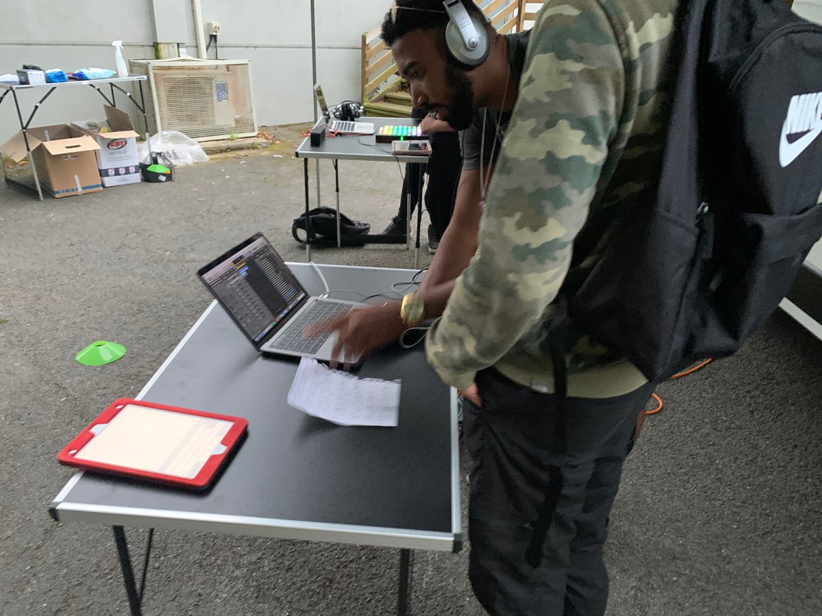 SoundCommunitie's tweet photo. Out in the #boombus again for @_oceanyouth for #streetbased youth work with @YouthGenesis in Foxhole, #Paignton. YP had a go at Live Music Production, DJing and Rapping. KaliVìbz joined us who rapped over a young person's track. Funded by @ThisTorbay @TNLComFund @WeAreSanctuary https://t.co/sD1NaIYLMC