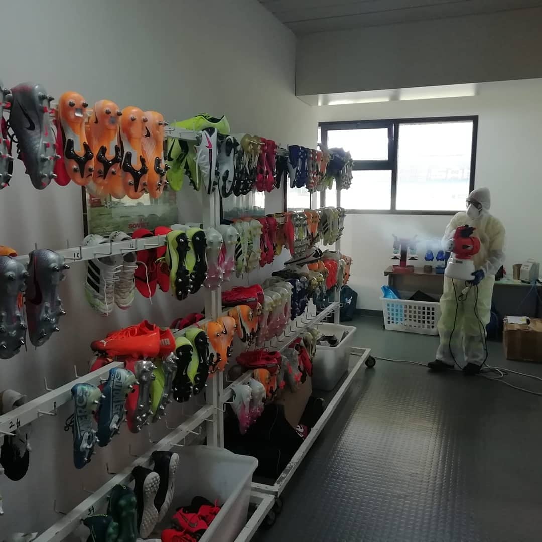 CogesaSpA's tweet photo. ⚽ Finisce anche l'esperienza col SSC Napoli. Per noi è stato un modo per misurarci con una realtà nuova, #competitiva, di #HightPerformance, ma nello stesso tempo #genuina e #vera (i nostri #carrellati usati per la #crioterapia ne sono un esempio 😜). #CogesaServiziDaSerieA https://t.co/tidQy2I0Zx