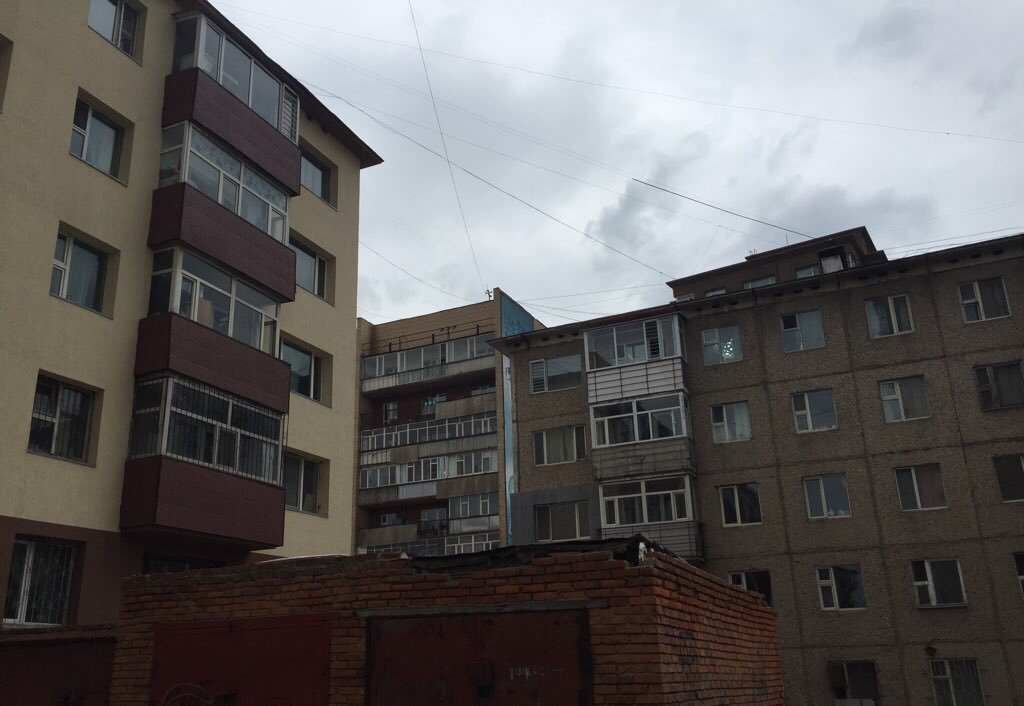 wettaco4's tweet photo. russian style apartments in sweet cold mongolia https://t.co/F5AKizzFTB