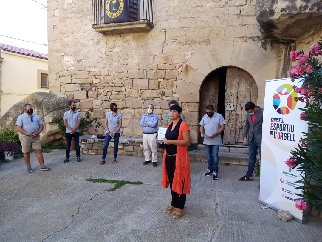 ErcUrgell's tweet photo. 🏀🎾⚾Presentació de la nova imatge del Consell Esportiu de l’#Urgell a #RocafortdeVallbona. 👉 L'#esport, una eina de cohesió social https://t.co/0z6S1LtYGY