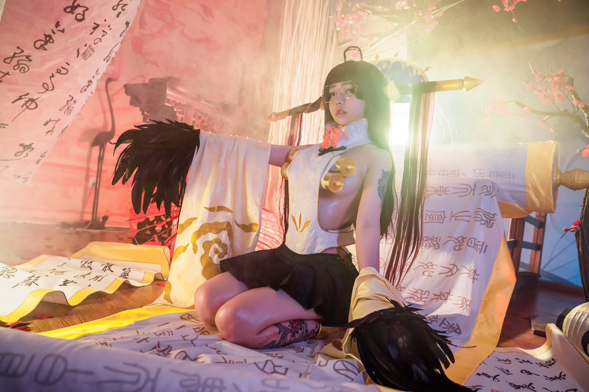 キャラの撮影が楽しかった！もうすぐ遊べますよ！今予約中です！

I'm glad to cosplay the character！The game is now opening the registration, It will be ready to launch soon！

👉：https://t.co/4tGPUqiJIX

@ConnectIllusion 

#illusionconnect
#Phoebe
#cosplay 
#コスプレ https://t.co/1K83zNJh5X