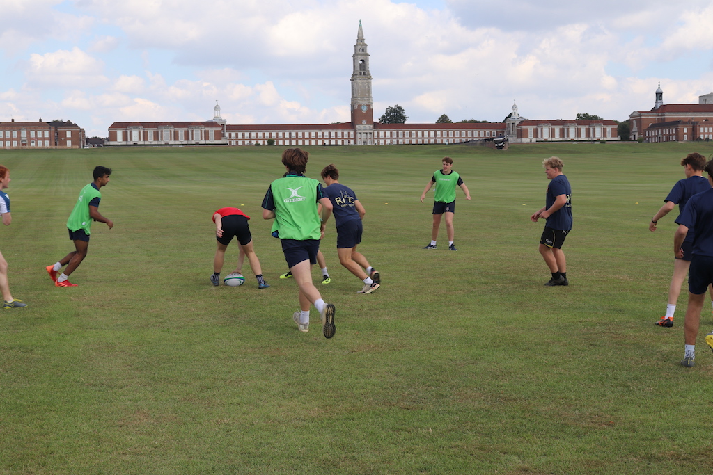 RHSSuffolk's tweet photo. School officially starts on Monday but this week we kicked off sport with pre-season hockey and rugby, the main sports for this term #PartofRHS #BackToSchool2020  #hockey #Ipswich #Colchester #Suffolk #Essex https://t.co/7XYKdqGoPo