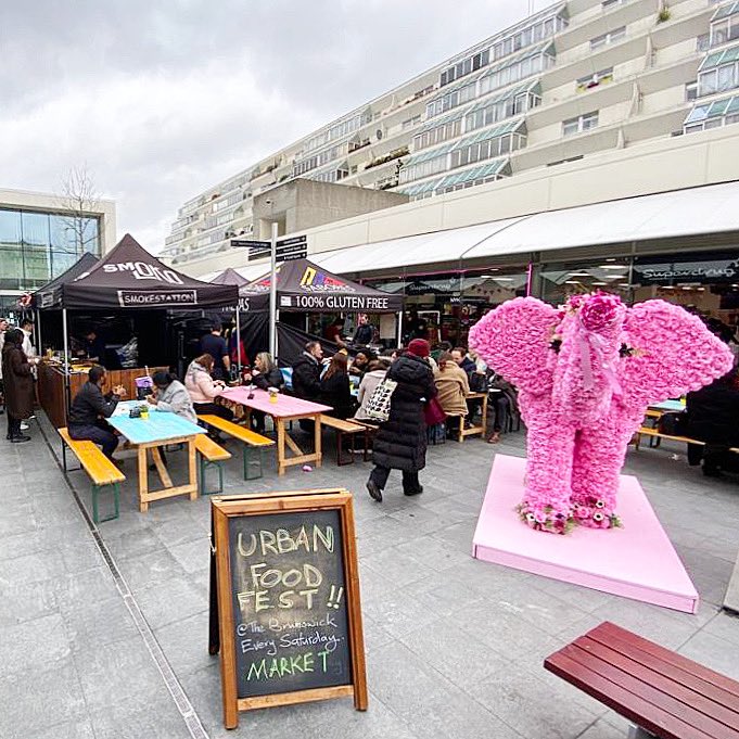 BrunswickLondon's tweet photo. TODAY IS THE DAY 🍩 Pop in to The Brunswick Shopping Centre to make the most of our @urbanfoodfest outdoor food market 🍗🍴 The market will be open from 11:30am - 3:30pm every Saturday! ⏰
If you're joining us this Saturday use code #SquashedTomatoes for 50p off any food stall! https://t.co/z5Eadf8Bvg