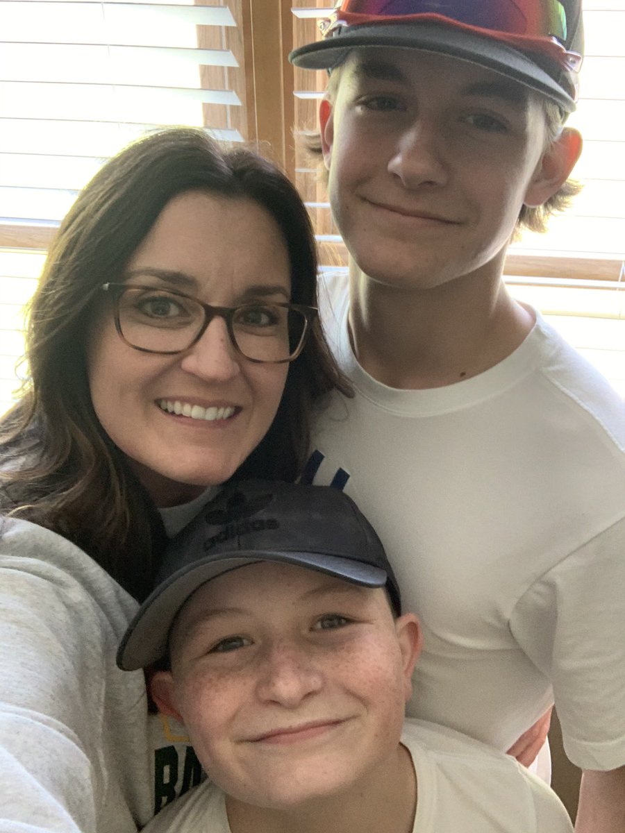 sharp_robin's tweet photo. These two amazing humans give me hope. I can’t wait to see all the great things they accomplish! #becauseofthis #hope #SuicidePreventionMonth https://t.co/NnY5njjmu5