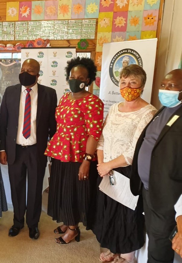 <a href="/JacksonMthembu_/">Minister Jackson Mthembu</a> with the local leaders visited the nearby care shelter for #GBV victims in <a href="/NDZMunicipality/">NDZMunicipality</a>. He appaulded the management for the provision of care &amp; safety offered to more than 60 women &amp; children. He committed governments support to its functionality #DDM