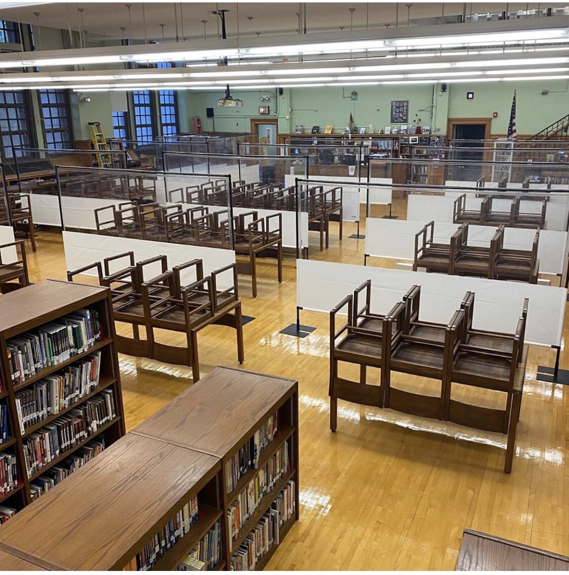EverBlock's tweet photo. Excited to deploy EverShield partitions @nycschools to help keep teachers and students safe #socialdistancing #backtoschool2020 #returntoschool #partitions #partitionsystems #everblock #evershield #everpanel #sneezeguard #dividerwalls https://t.co/JK7dqo3uB3