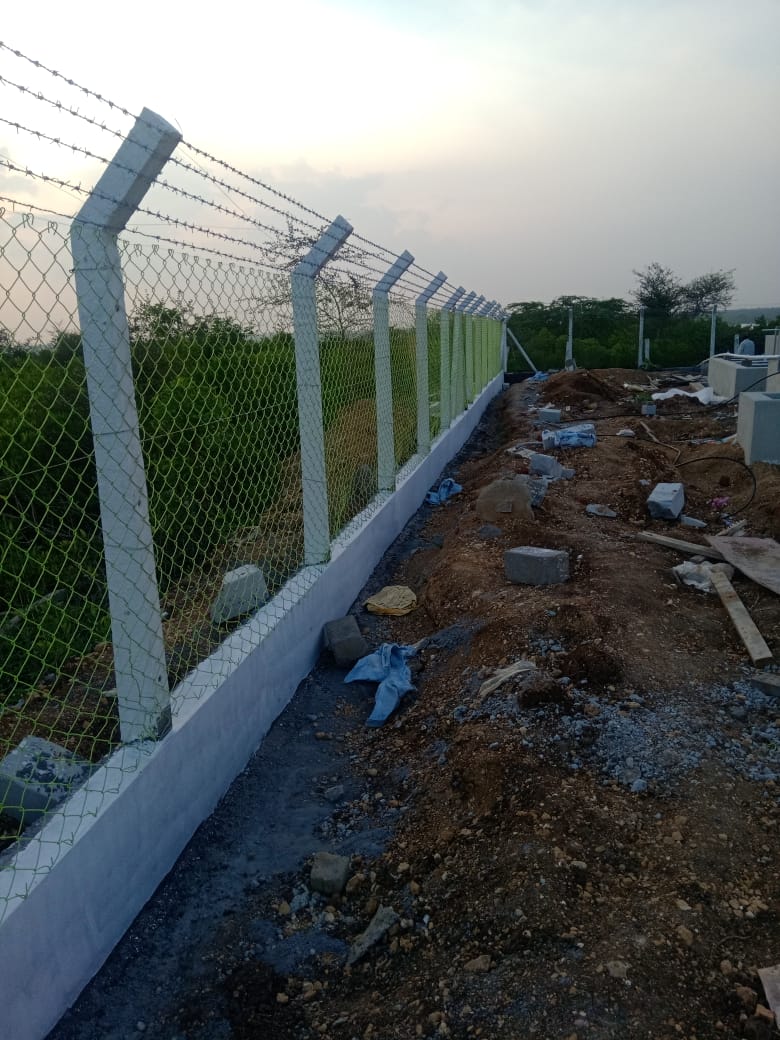 FencingSun's tweet image. Concrete Fence, Concrete Garden Fencing manufacturers, suppliers &amp;amp; exporters in India. Get contact address of companies manufacturing and supplying Concrete Fence, Concrete Garden Fencing India.
#CementForceFence #GIFence #PVCCoated
#ChainLink #BarberedWireFence #StoneFencing