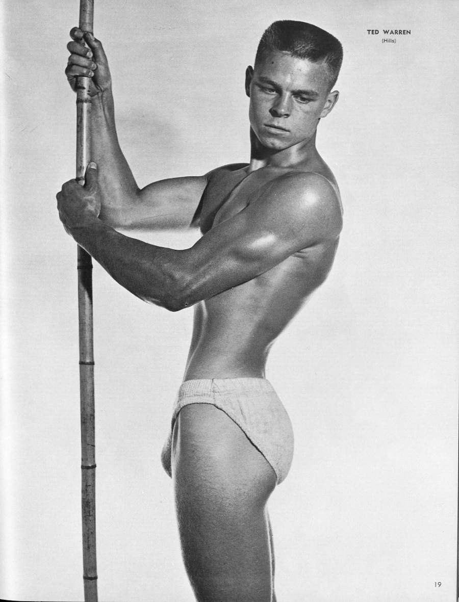 creatureblackl1's tweet photo. Ted Warren [Photos by James Edwin Hills and California Models] San Francisco, 1959 #tedwarren #jamesedwinhills #californimodels #vintagemen https://t.co/kl9GgSlWh7