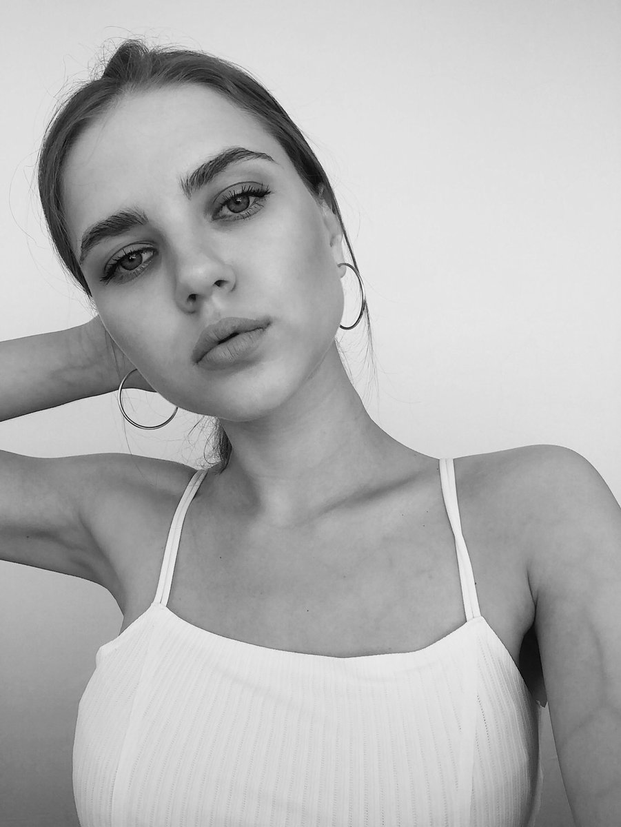 alinfileva's tweet photo. малышка любит https://t.co/lhDQVZiEub