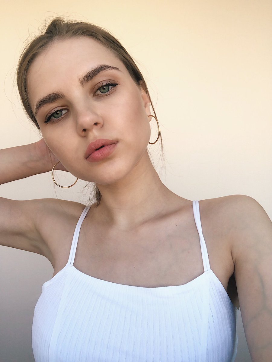 alinfileva's tweet photo. малышка любит https://t.co/lhDQVZiEub