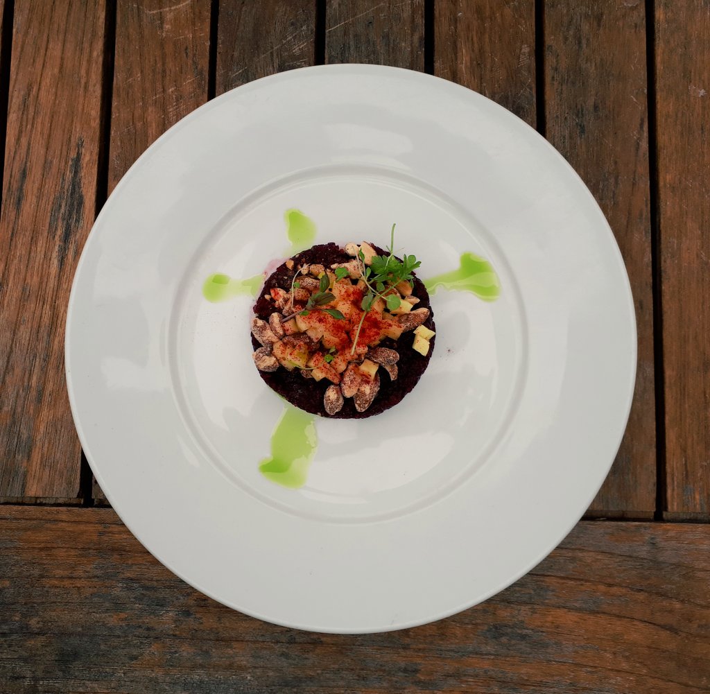 MichelinGuideUK's tweet photo. Dishes that taste as good as they look @Westleton_Crown 
#Suffolk https://t.co/5KGdWxVufN
