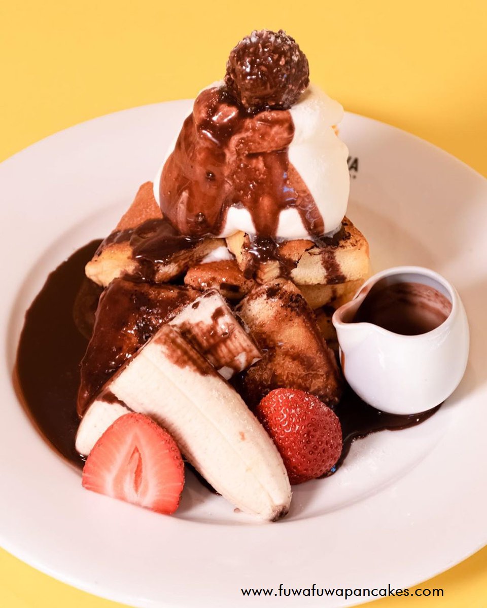 fuwapancakes's tweet photo. What’s the best way to eat French Toast? Our French toast is a delightful combination of crunch and fluffiness with every single bite. #torontorestaurants #tastetoronto #foodto #torontodesserts #foodieto #eatstoronto #torontobaker #torontofoodies #torontosweets  @fuwapancakes https://t.co/LdeRBgPwPV