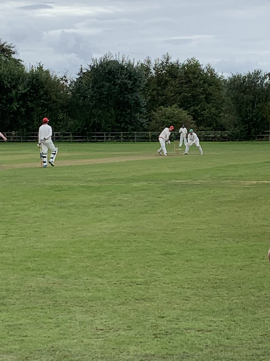 <a href="/AntonyMuscroft/">Antony Muscroft</a> smashing a 6 to bring up his 50, Thorner 130-5 off 26 overs🏏