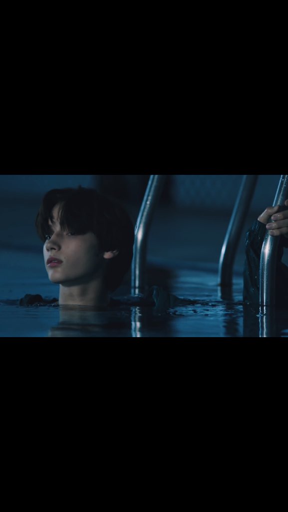 ourningning's tweet image. i’ll never forget these hueningkai,that’s why run away era is so precious #HUENINGKAI @TXT_members