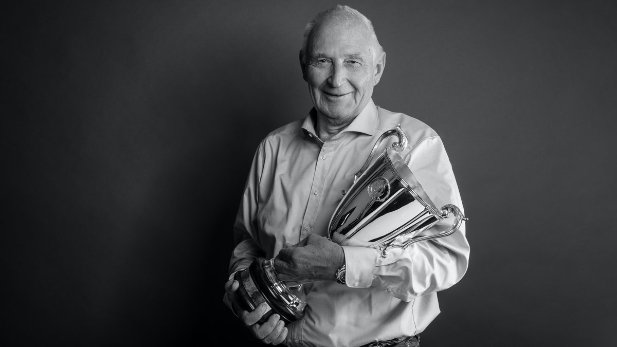 BVB's tweet photo. Heute wäre einer der größten Borussen aller Zeiten 85 Jahre alt geworden: Alfred "Aki" Schmidt. https://t.co/LfYpRSaDi4